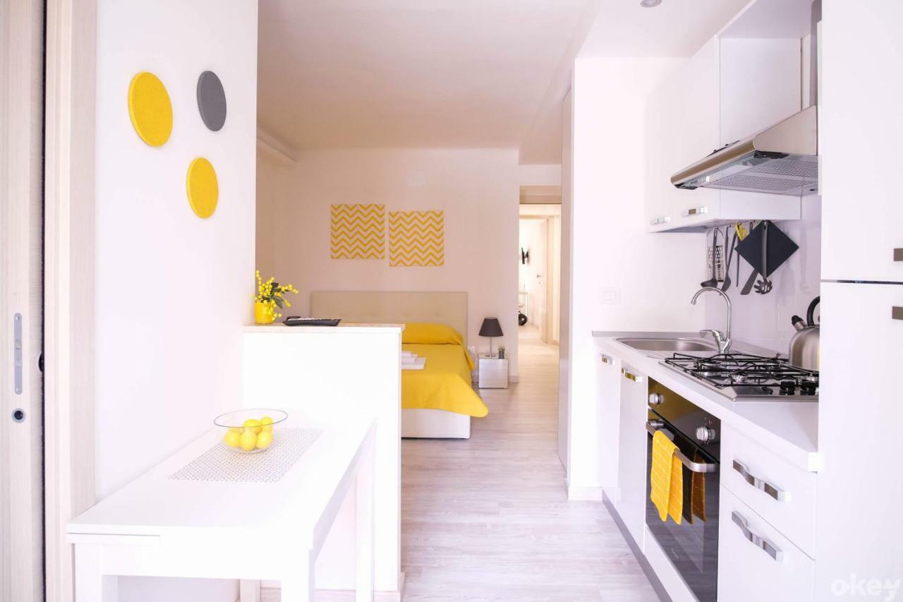 Charme & Chic Studios - Bari Centro Eksteriør billede
